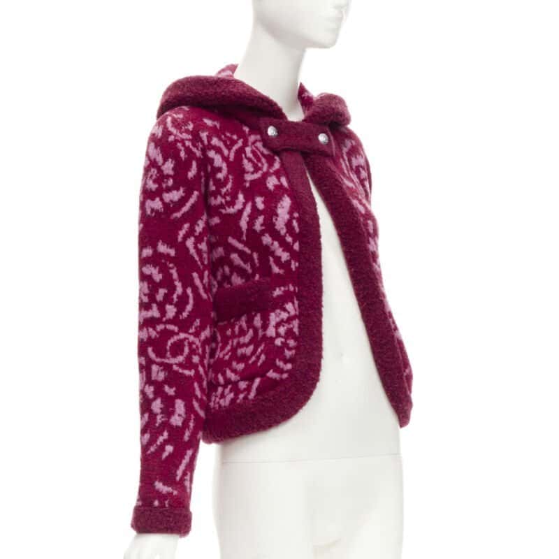 Chanel P70629 K10207 Red Wool Never worn - Model View