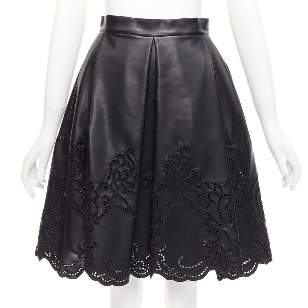 Ermanno Scervino Lattice Scalloped Skirt Black Polyamide Very good condition - Front View