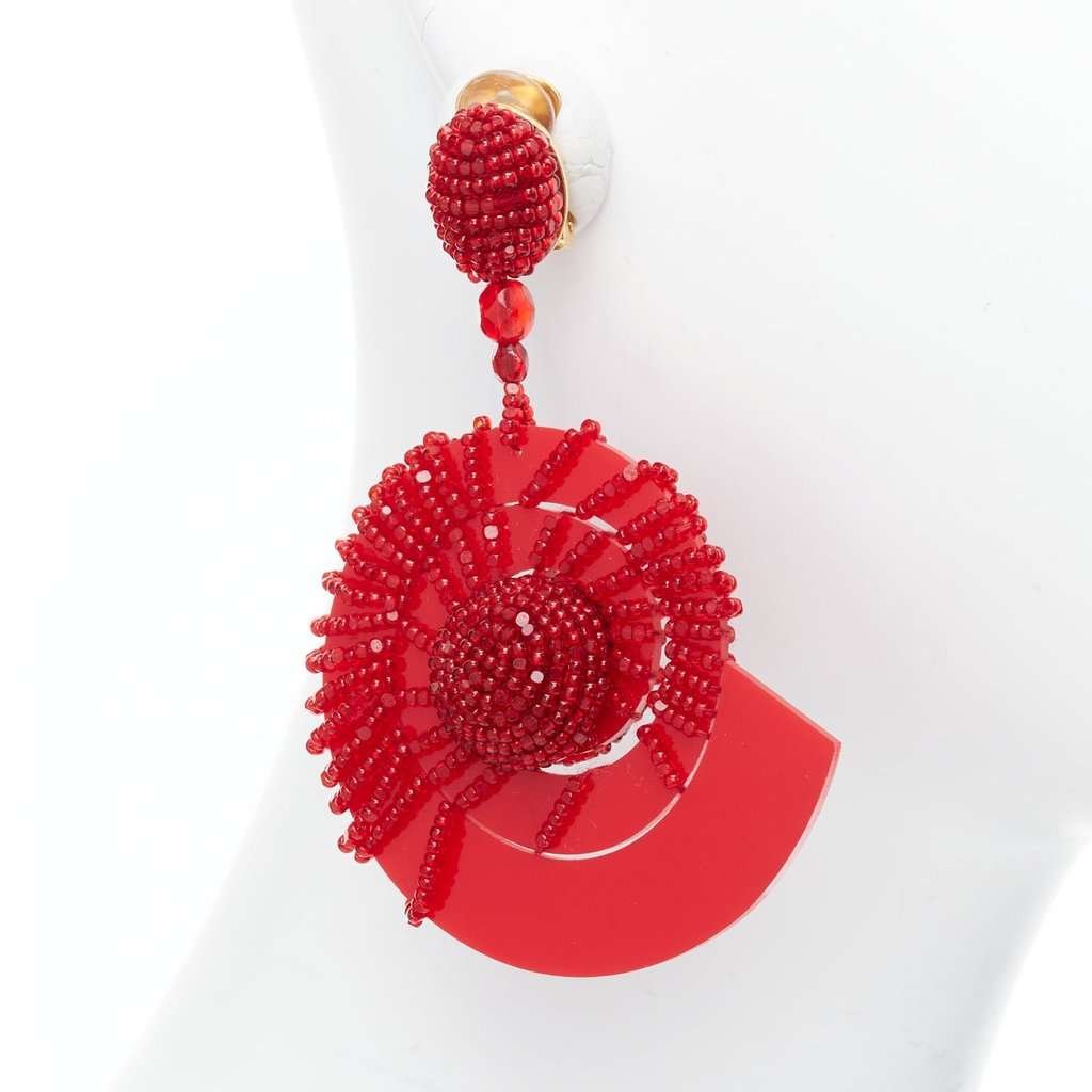Oscar de la Renta Spiral Shell Earrings Red Plastic Very good condition - Box View