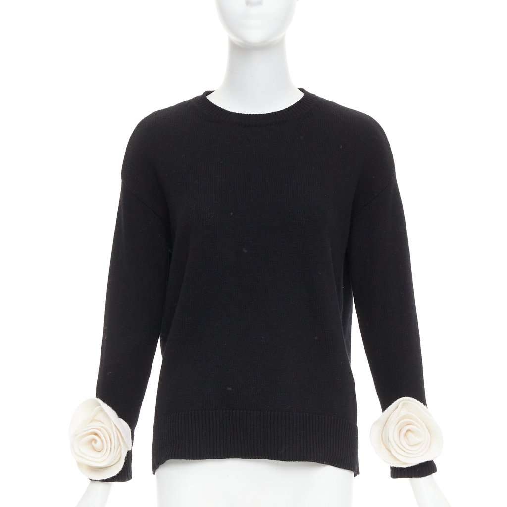 Valentino Garavani Black Wool Knitwear Black Wool Very good condition - Front View