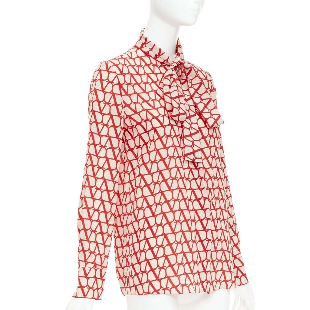 Valentino Garavani Red Silk Top Red Silk Good condition - Inside View