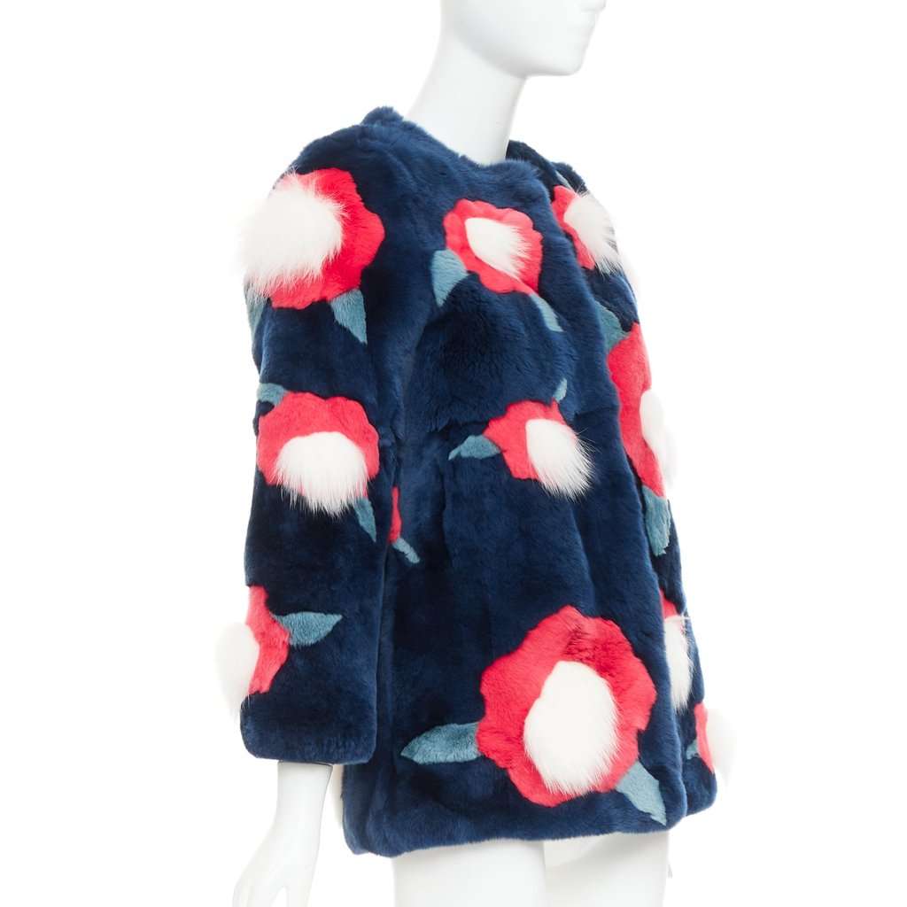 Yves Salomon Navy Fur Coat Navy Fur Very good condition - Model View
