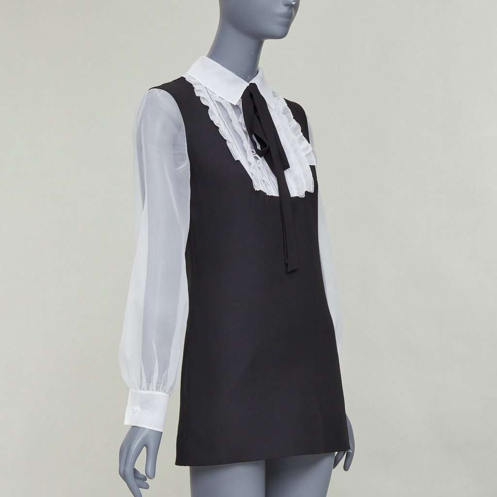 Valentino Garavani Black Wool Dress Black Wool Very good condition - Inside View