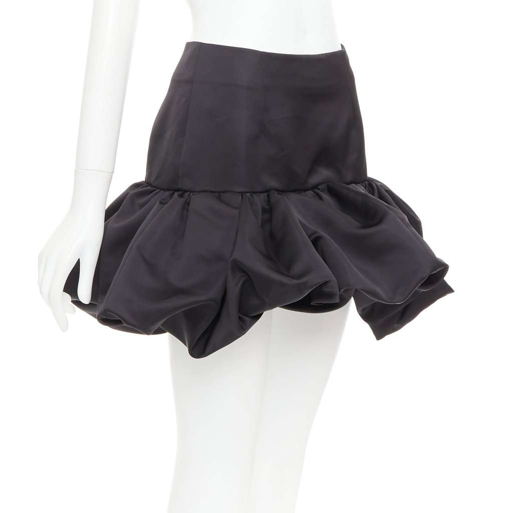 Area Black Silk Skirt Black Silk Very good condition - Inside View