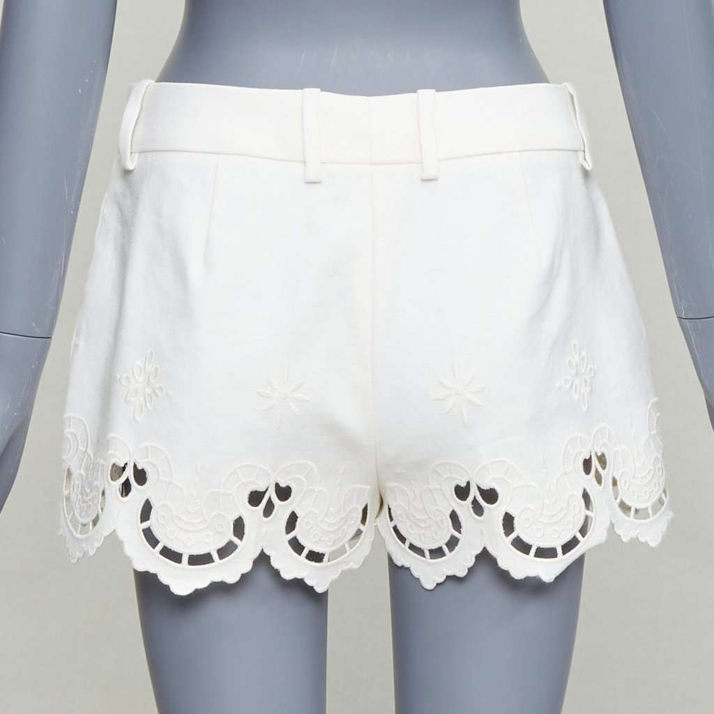 Ermanno Scervino Sangallo Scalloped Shorts Beige Cotton Very good condition - Box View