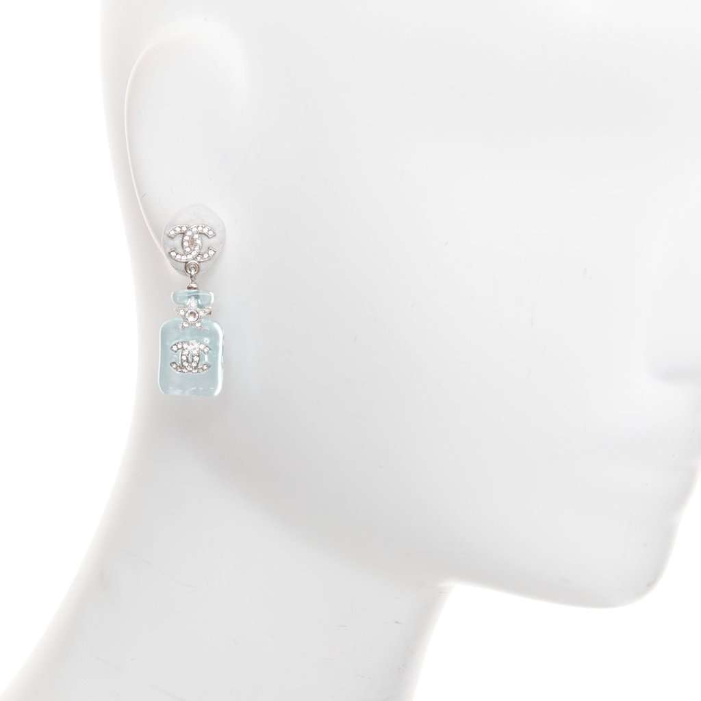 Chanel Blue Plastic Earrings Blue Plastic Very good condition - Back View
