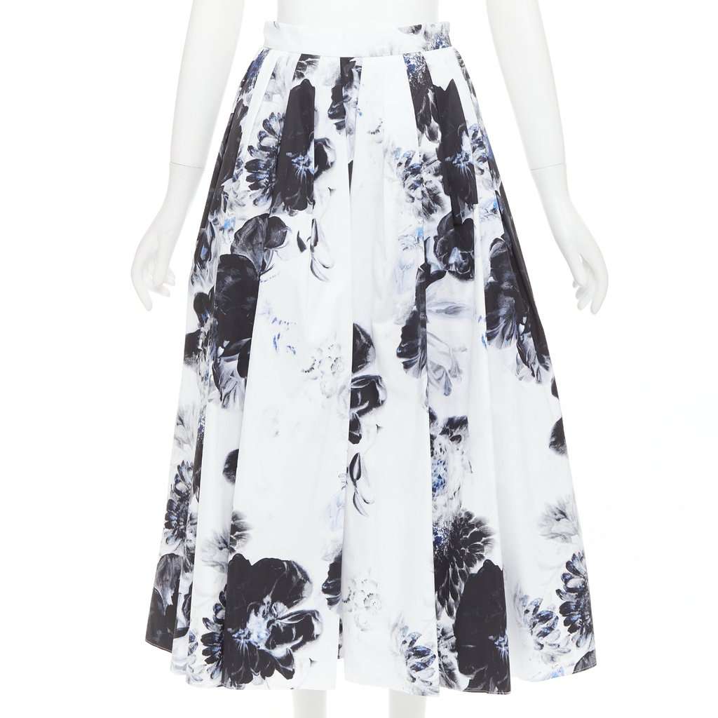Alexander McQueen White Cotton Skirt White Cotton Very good condition - Front View