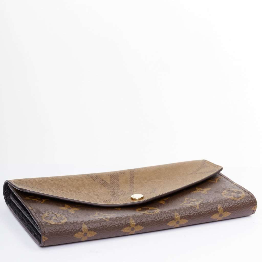 Louis Vuitton Sarah portefeuille Brown Very good condition - Model View