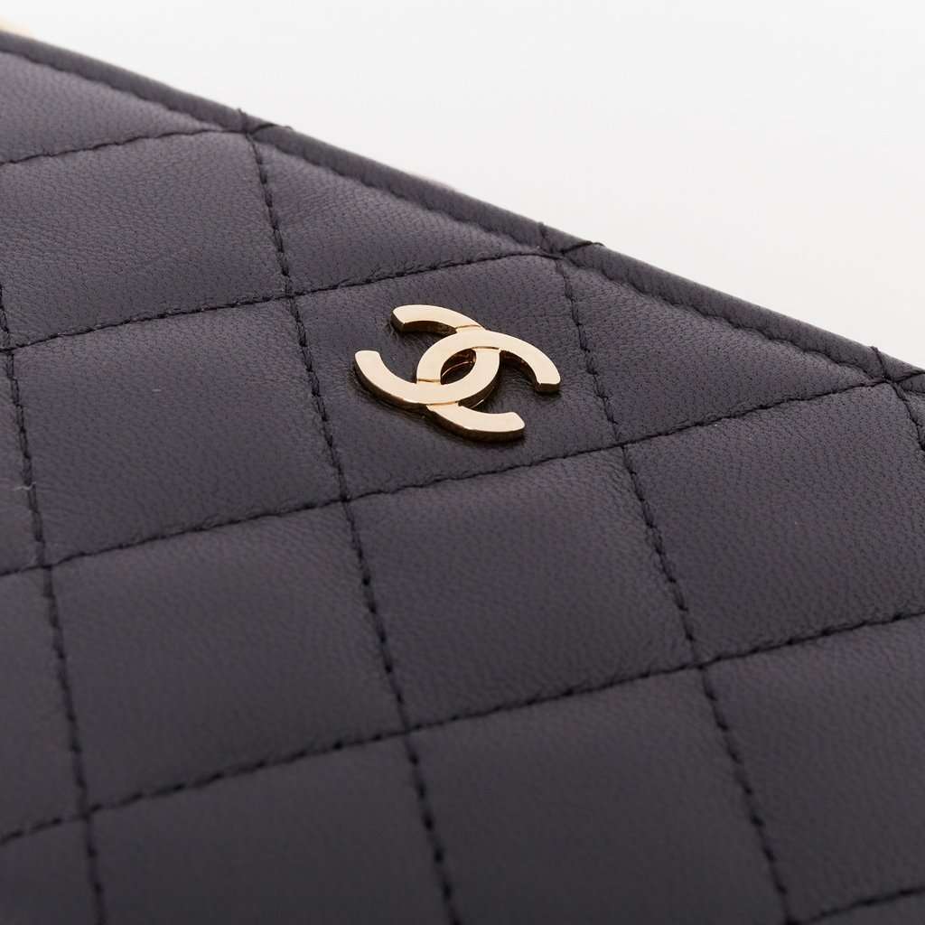 Chanel CLASSIC SMALL ZIPPED POUCH Black Leather Very good condition - Box View