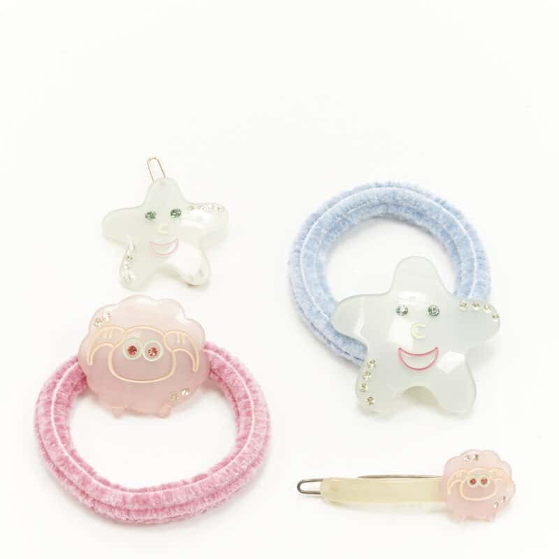 Unsigned Star Hair Clips Other Plastic Very good condition - Front View