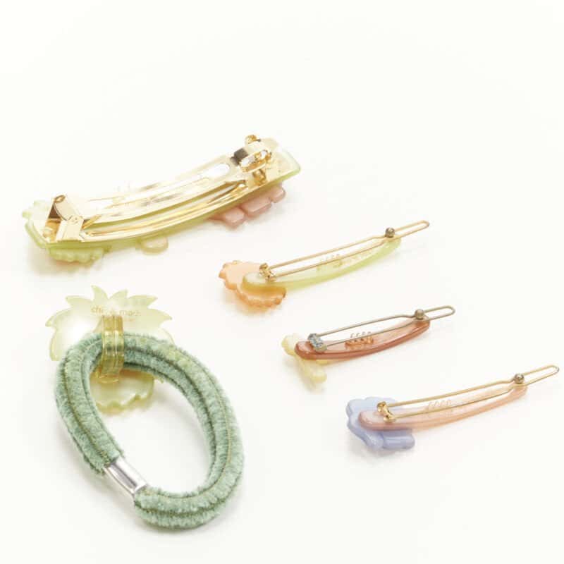 Unsigned Safari Hair Clips MultiColor Plastic Very good condition - Back View
