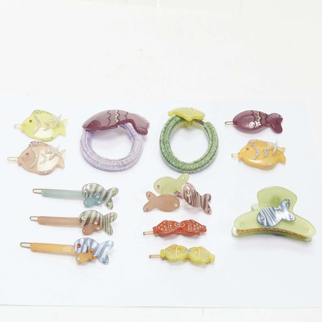 Unsigned Fish Hair Clips MultiColor Plastic Very good condition - Front View