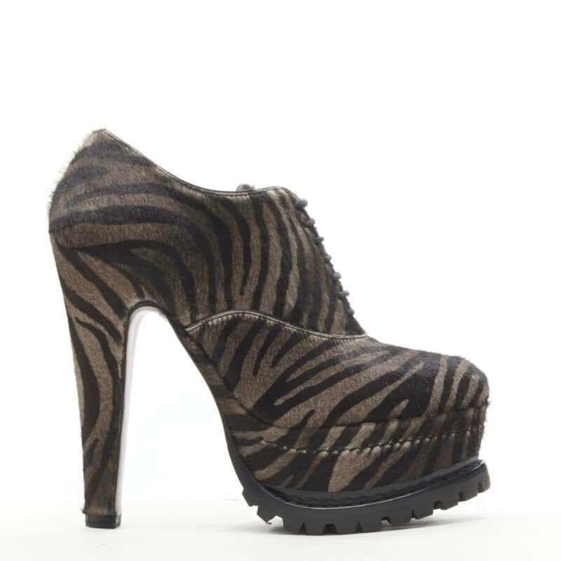 Alaïa Zebra Stripe Sole Bootie Brown Leather Never worn - Front View