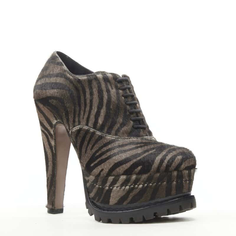 Alaïa Zebra Stripe Sole Bootie Brown Leather Never worn - Back View