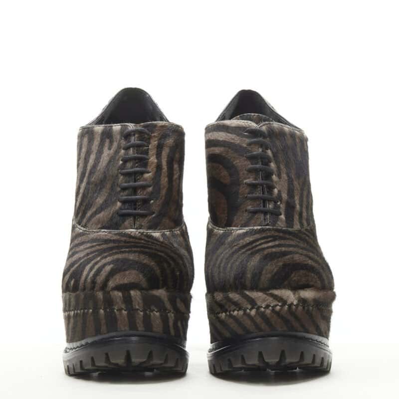 Alaïa Zebra Stripe Sole Bootie Brown Leather Never worn - Inside View