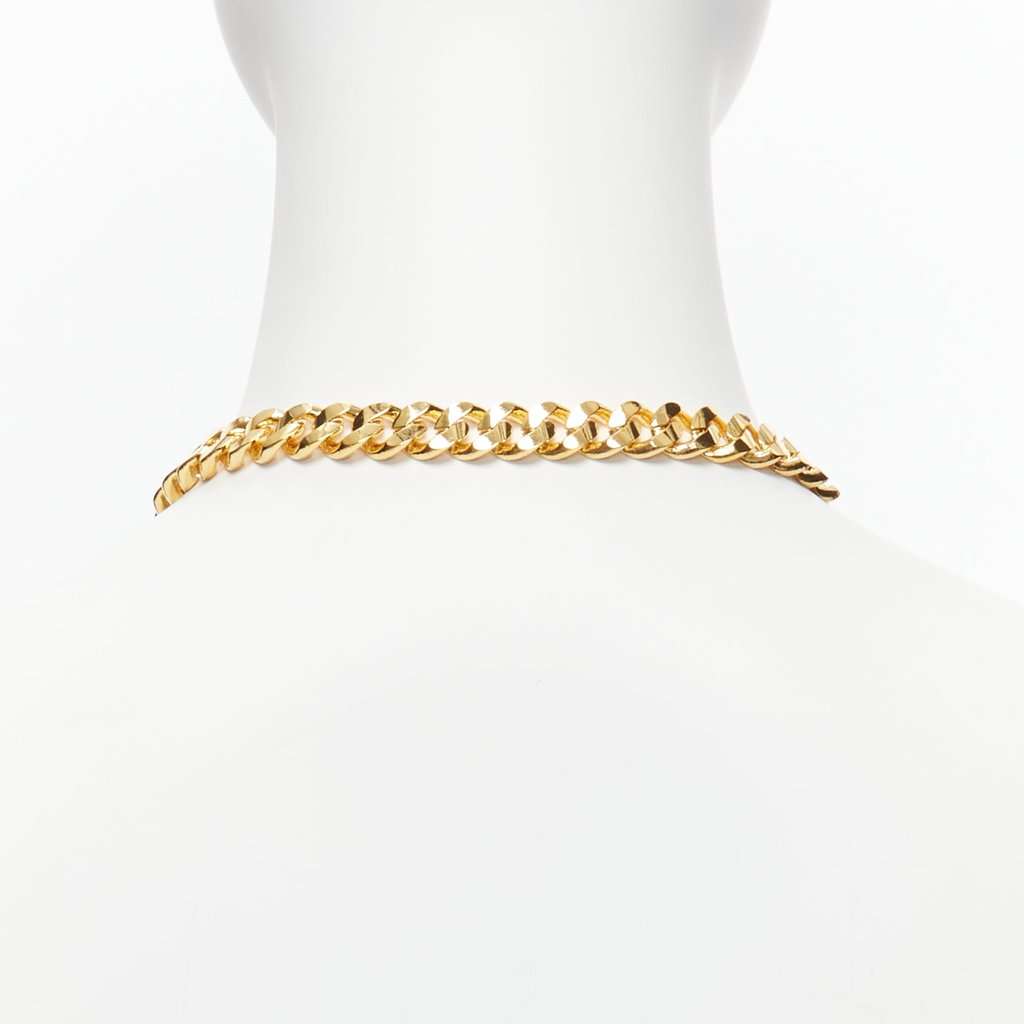 Toga Archives Gold Chain Necklace Gold Very good condition - Model View