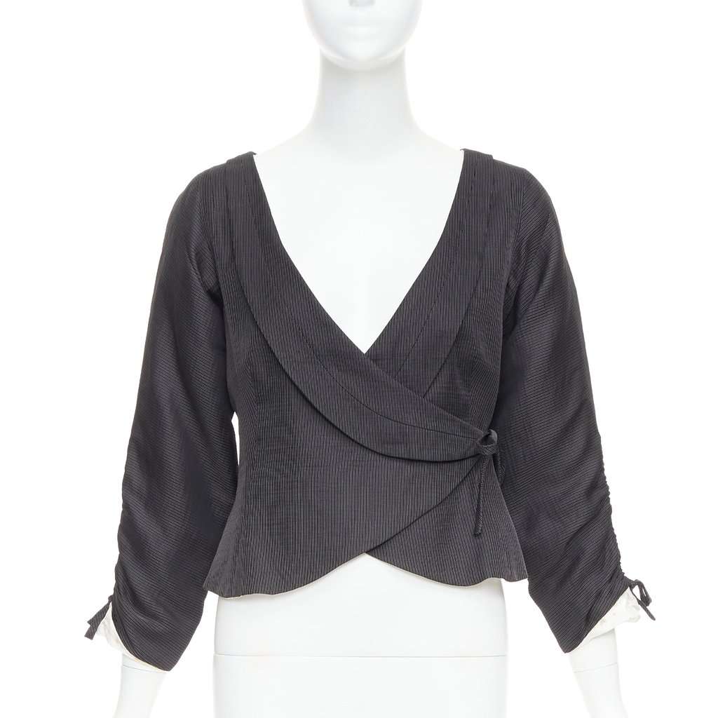Giorgio Armani Grey Polyester Jacket Grey Polyester Very good condition - Front View