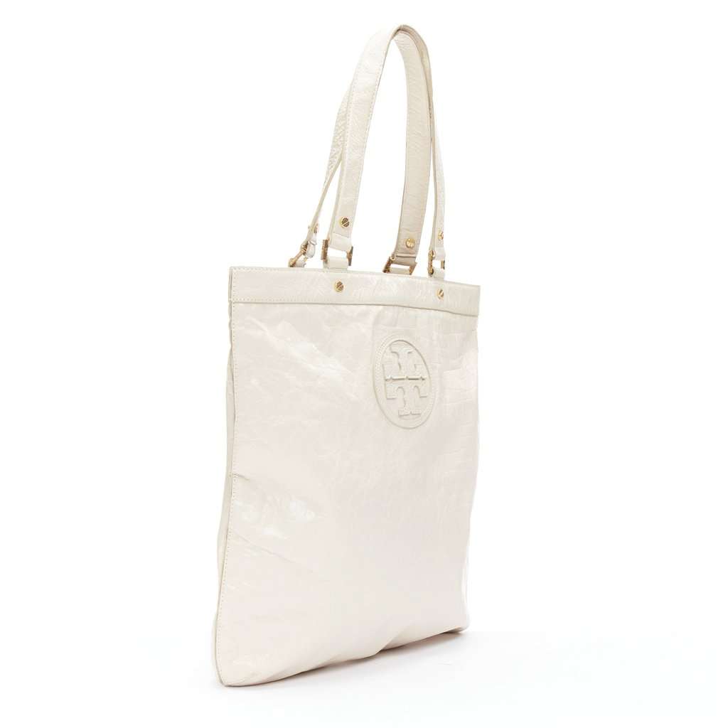 Tory Burch Oversized Zip Clutch White Leather Very good condition - Inside View