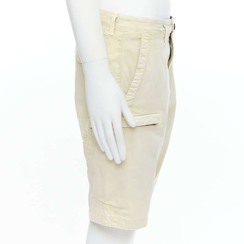 Stone Island Logo Patch Shorts Anthracite Cotton Very good condition - Model View