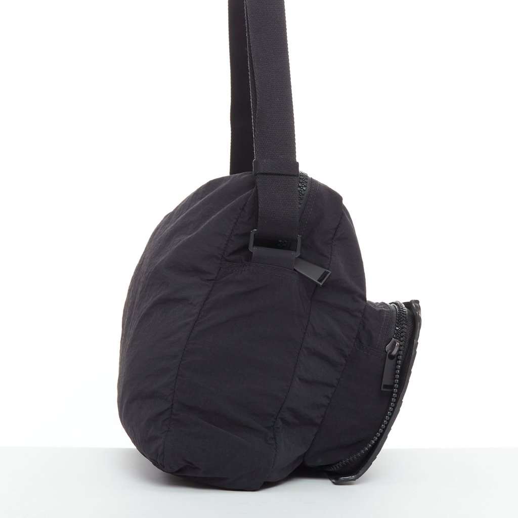Bottega Veneta 1.5 Intrecciato Black Leather Very good condition - Model View