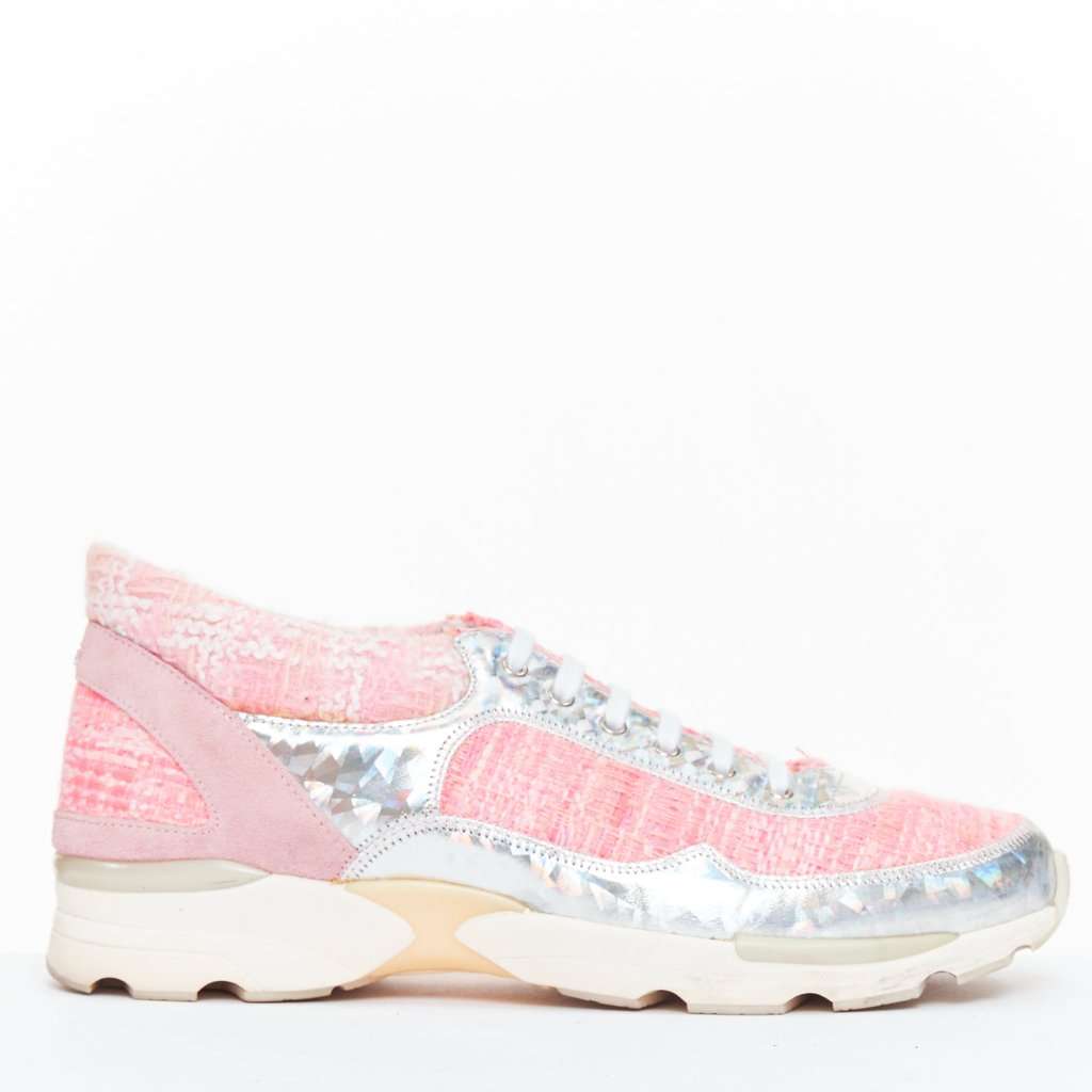 Chanel Pink Tweed Trainers Pink Tweed Good condition - Front View