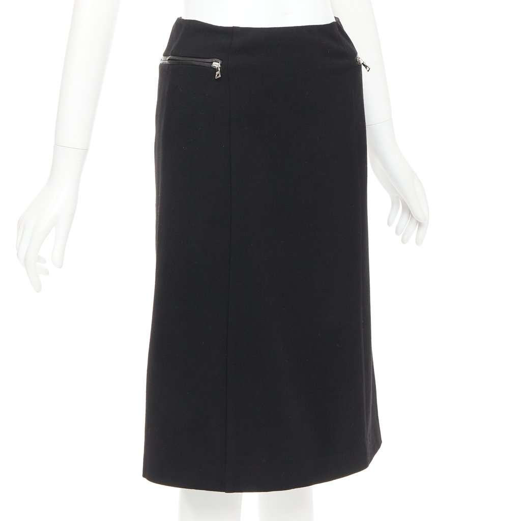 Prada Black Wool Skirt Black Wool Very good condition - Inside View