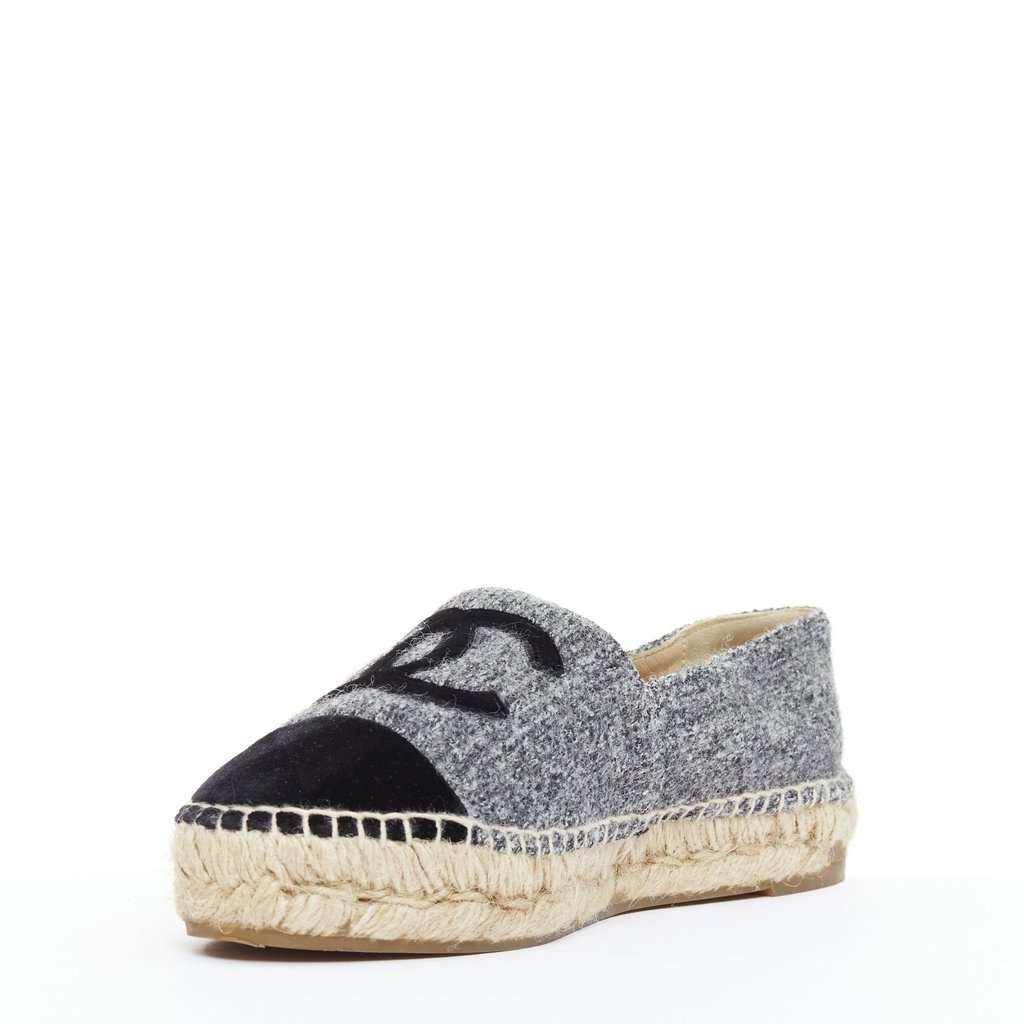 Chanel Grey Polyester Espadrilles Grey Polyester Good condition - Model View
