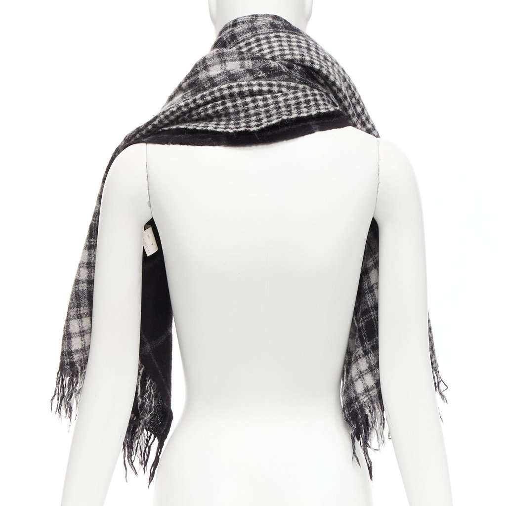 Yohji Yamamoto Check Fringe Scarf Grey Wool Very good condition - Box View