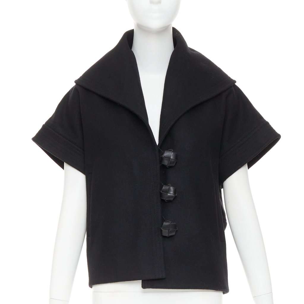 Stella McCartney Black Wool Coat Black Wool Very good condition - Front View