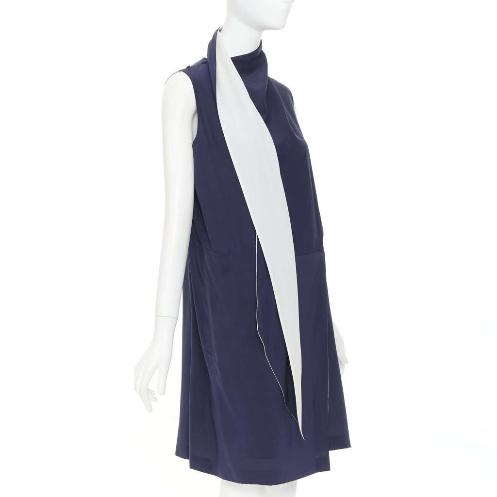 Celine Navy Silk Dress Navy Silk Very good condition - Inside View