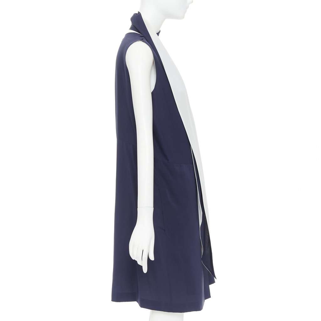 Celine Navy Silk Dress Navy Silk Very good condition - Model View