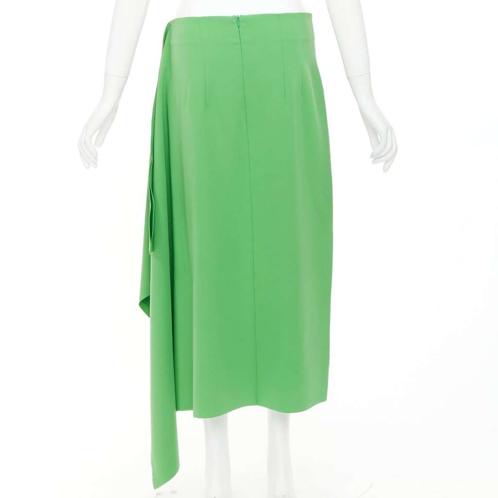 Unsigned Green Polyester Skirt Green Polyester Very good condition - Box View