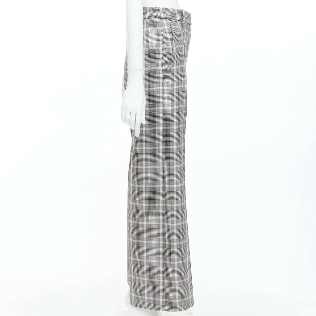 Stella McCartney Pleats Cropped Pants Grey Wool Very good condition - Model View
