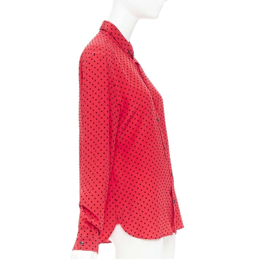 Saint Laurent Red Silk Top Red Silk Very good condition - Model View