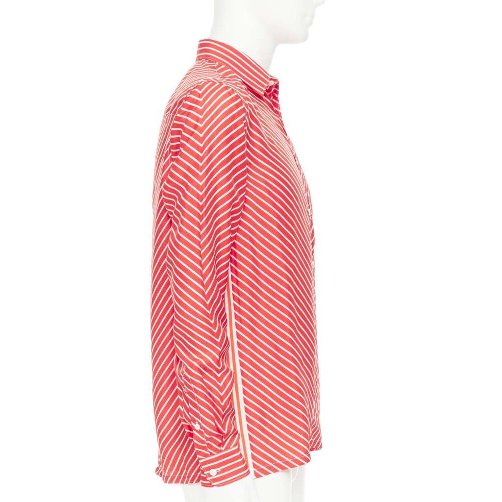 Prada Red Silk Top Red Silk Very good condition - Model View