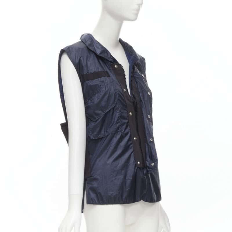 Sacai Technical Pocket Vest Navy Polyester Never worn - Model View