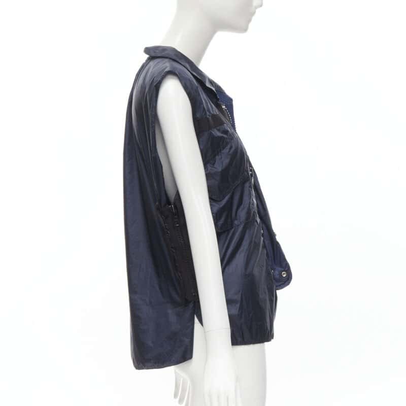 Sacai Technical Pocket Vest Navy Polyester Never worn - Box View