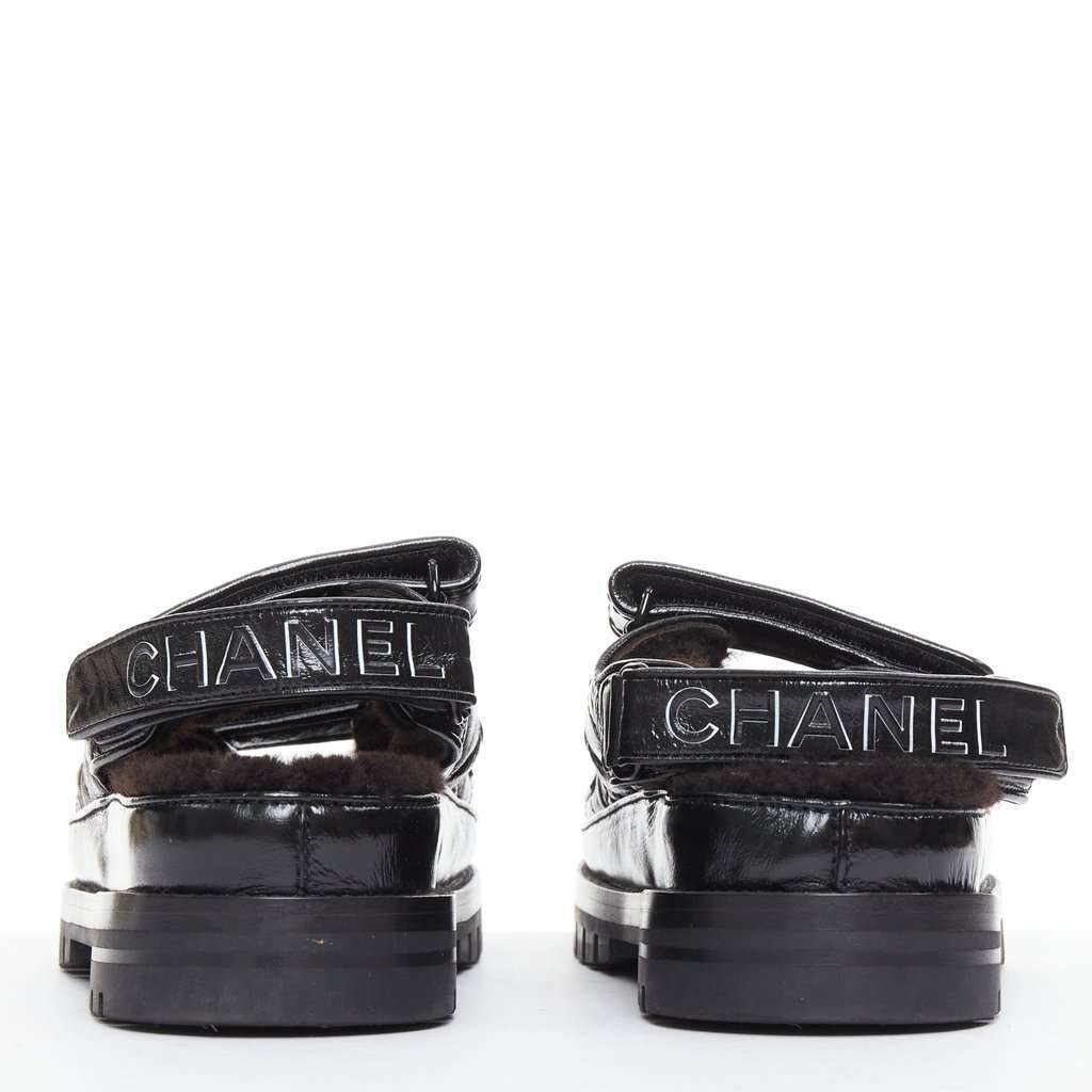 Chanel Black Leather Sandals Black Leather Very good condition - Box View