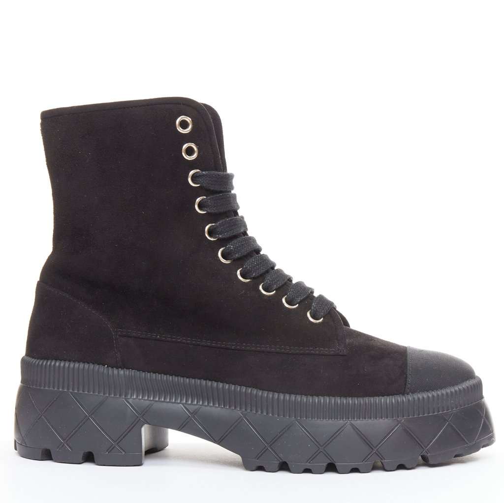 Chanel Black Suede Boots Black Suede Good condition - Front View