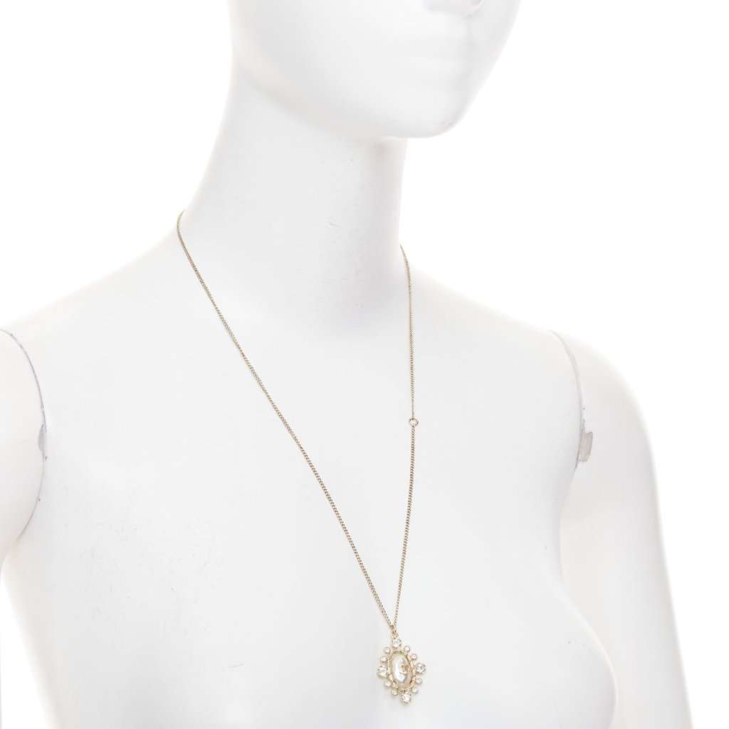 Chanel Gold Metal Long Necklace Gold Metal Very good condition - Inside View