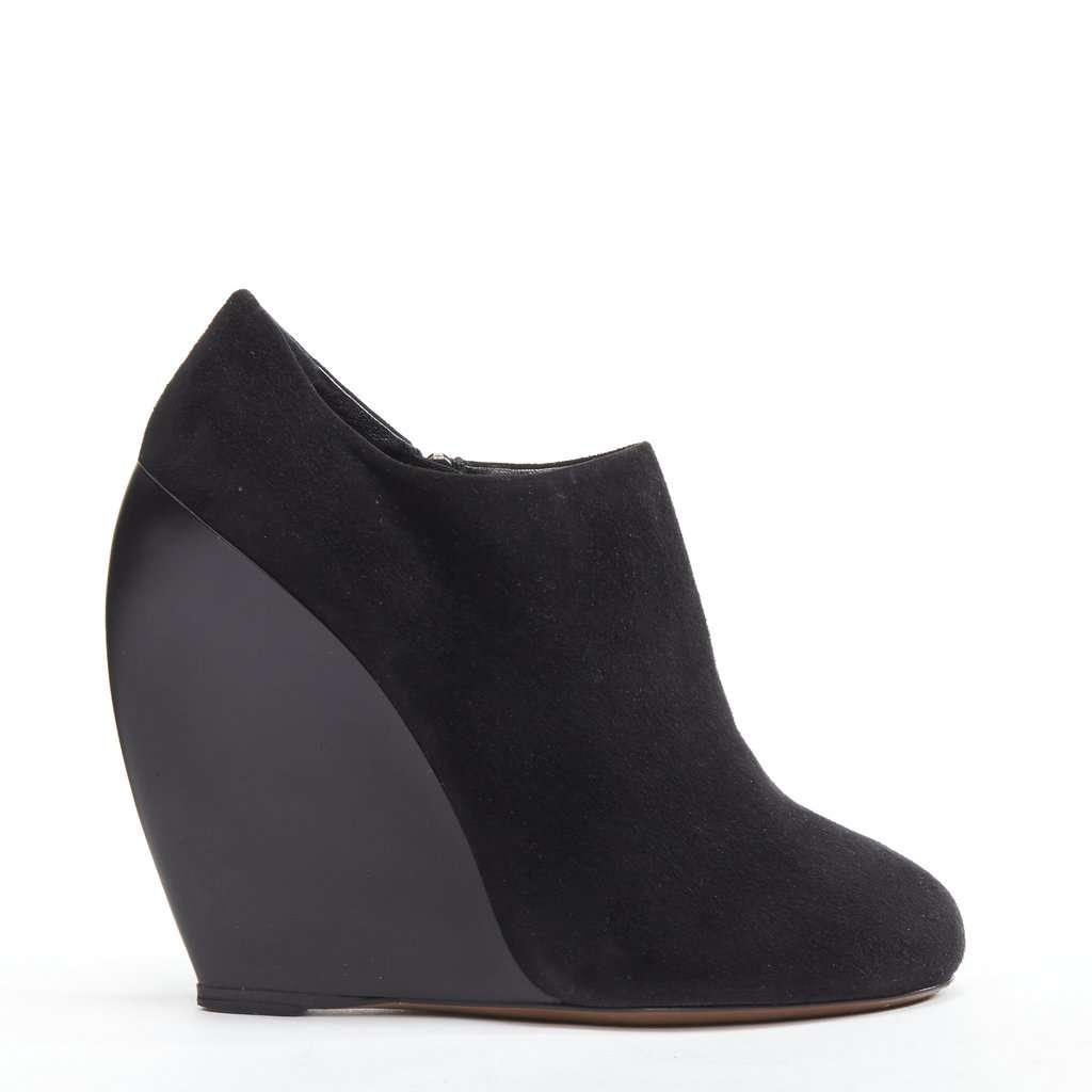 Alaïa Jacquard Gold Heel Boots Black Suede Very good condition - Front View