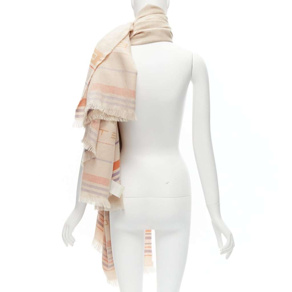 Etro Logo Fringe Scarf Beige Wool Very good condition - Box View