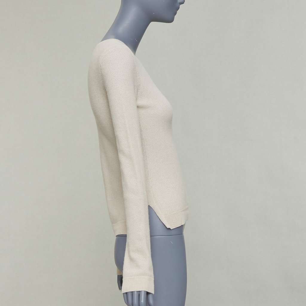 Loro Piana Beige Cashmere Knitwear Beige Cashmere Very good condition - Model View