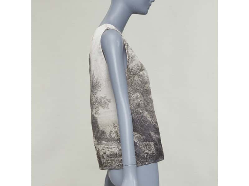 Dolce & Gabbana Beige Silk Top Beige Silk Good condition - Model View