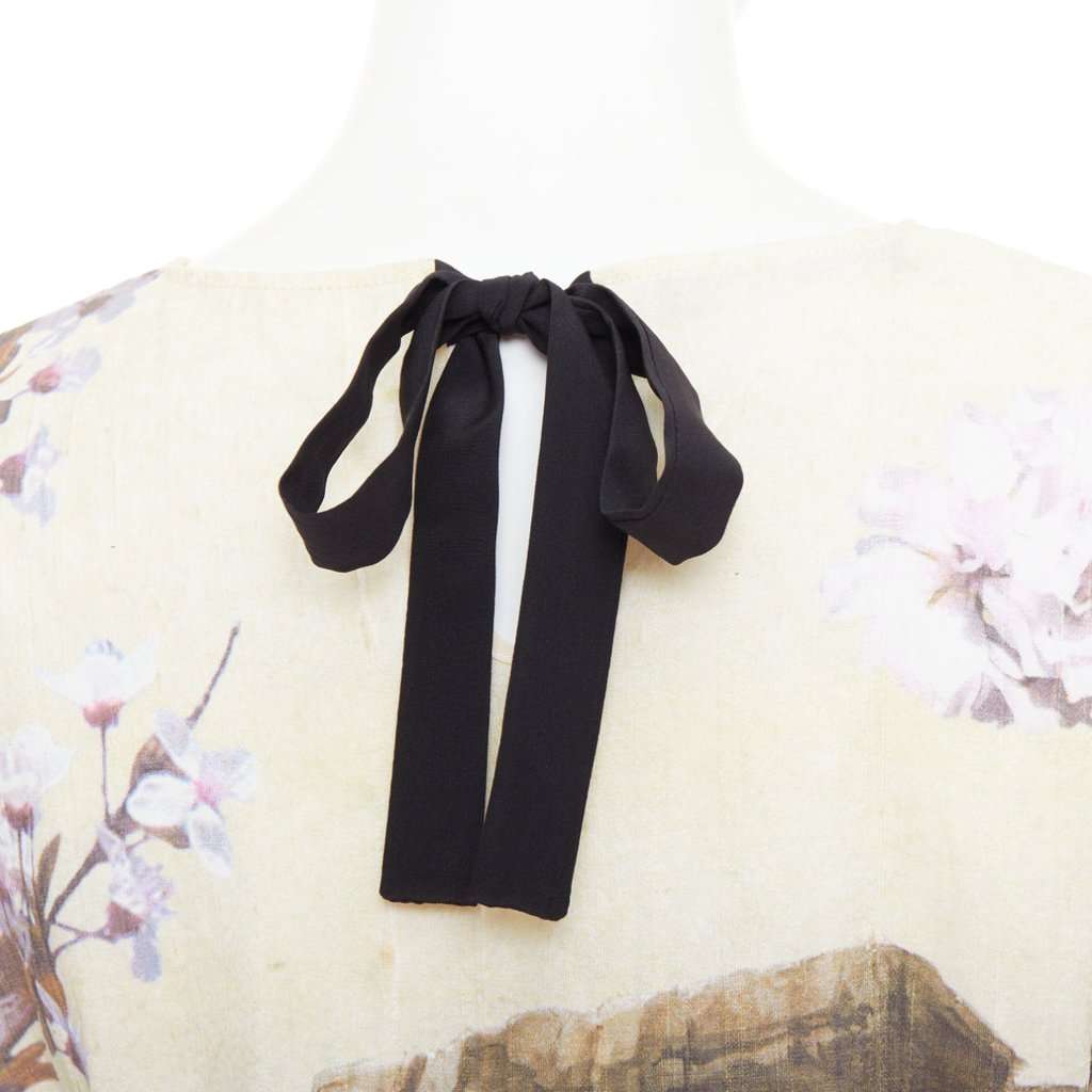 Dolce & Gabbana Ecru Silk Top Ecru Silk Very good condition - Back View