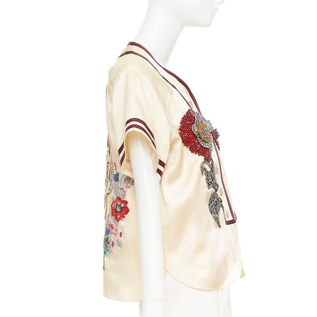 Gucci Beige Top Beige Good condition - Model View