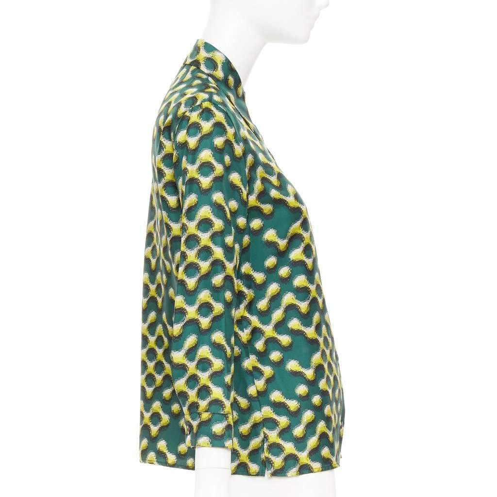 Prada Green Silk Top Green Silk Very good condition - Model View