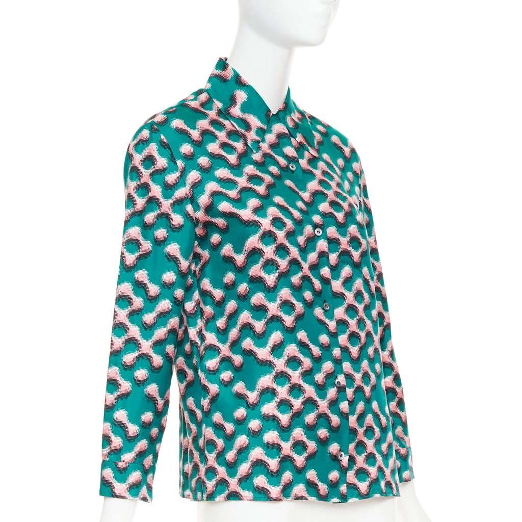 Prada Green Silk Top Green Silk Very good condition - Inside View