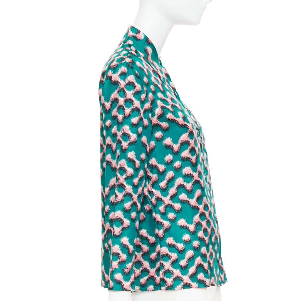 Prada Green Silk Top Green Silk Very good condition - Model View