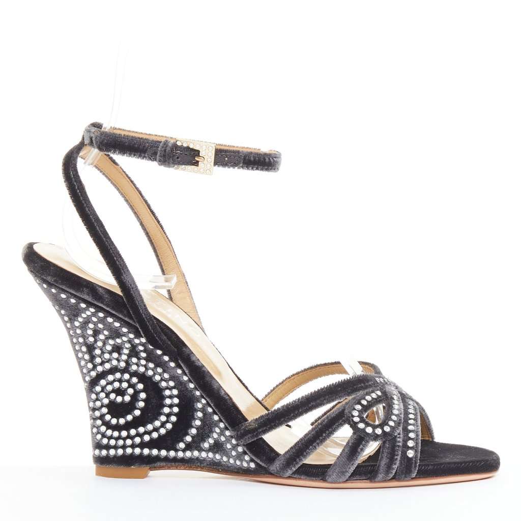 Valentino Grey Velvet Heels Grey Velvet Very good condition - Front View